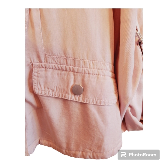 DEX Light Flowy Jacket - Picture 7 of 9